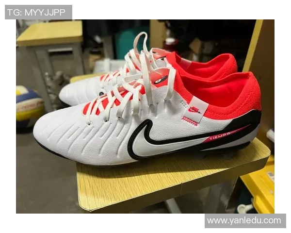 足球鞋使用寿命揭秘 球星们多久才会更换一次鞋子